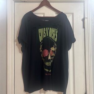Torrid Guns 'N Roses Relaxed Fit Cotton Destructed Tee
